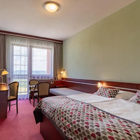 Hotel Orea Resort Panorama Moravsky Kras 4*
