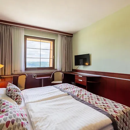 Orea Resort Panorama Moravsky Kras 4*