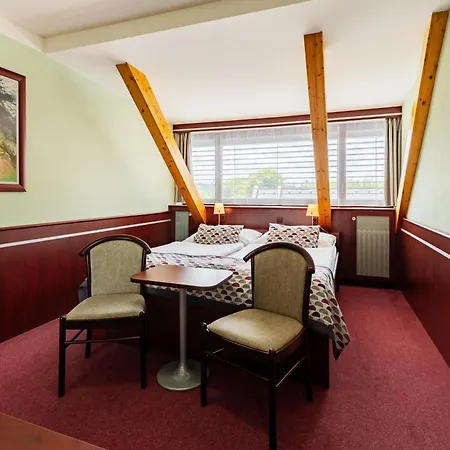 Orea Resort Panorama Moravsky Kras 4*