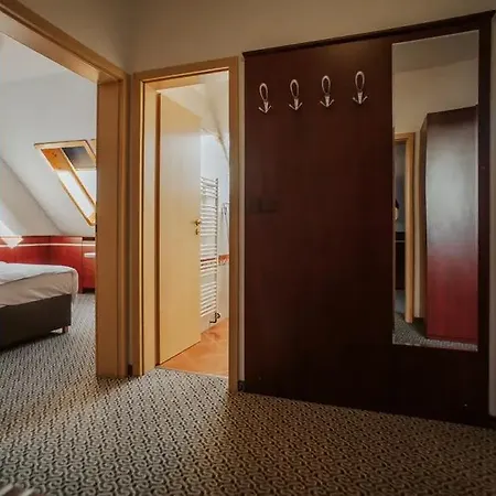 Hotel Orea Panorama Moravsky Kras 4*