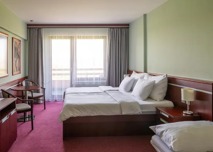 Otel Orea Panorama Moravsky Kras 4*